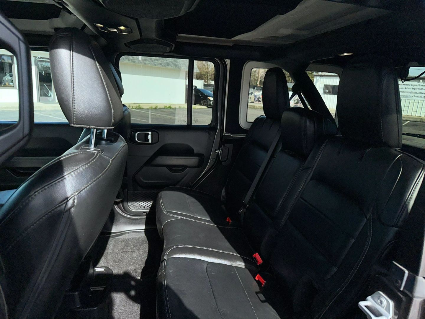 2019 JEEP WRANGLER UNLIMITED SUV 4-CYL, TURBO, 2.0 LITER SAHARA SPORT UTILITY 4D
