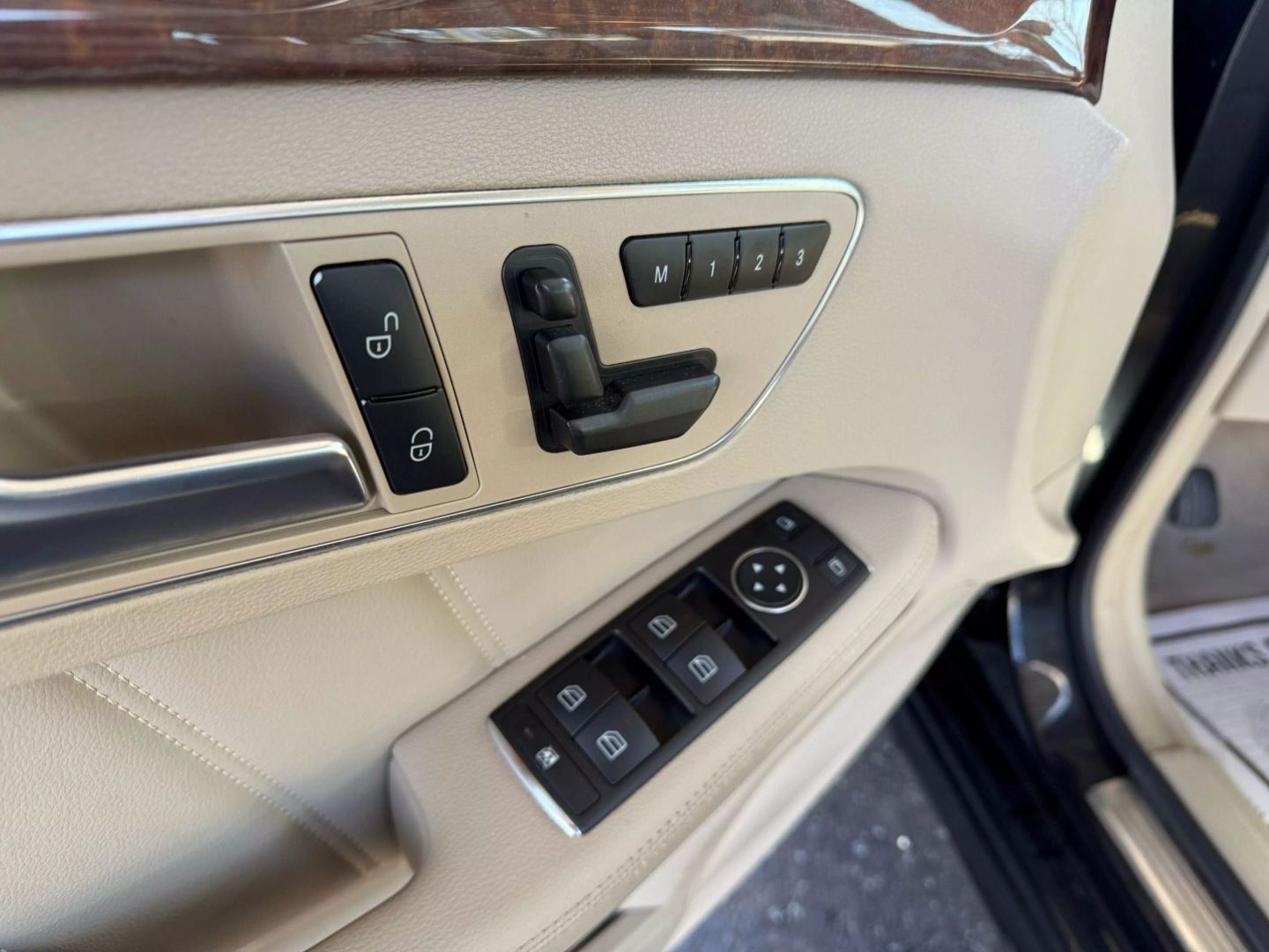 2012 Mercedes-benz E-class - Image 17