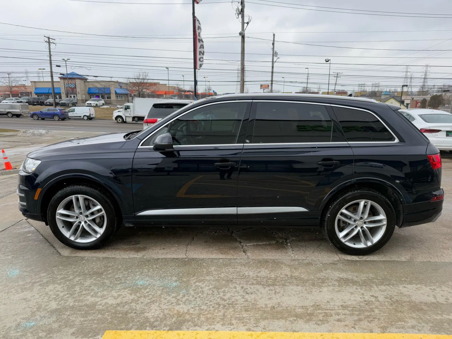 2017 Audi Q7 - Image 6