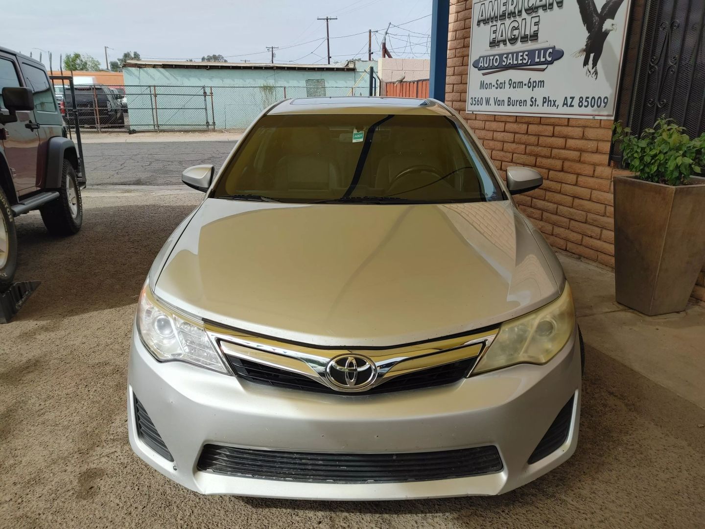 Used 2014 Toyota Camry XLE with VIN 4T1BK1FK5EU546628 for sale in Phoenix, AZ