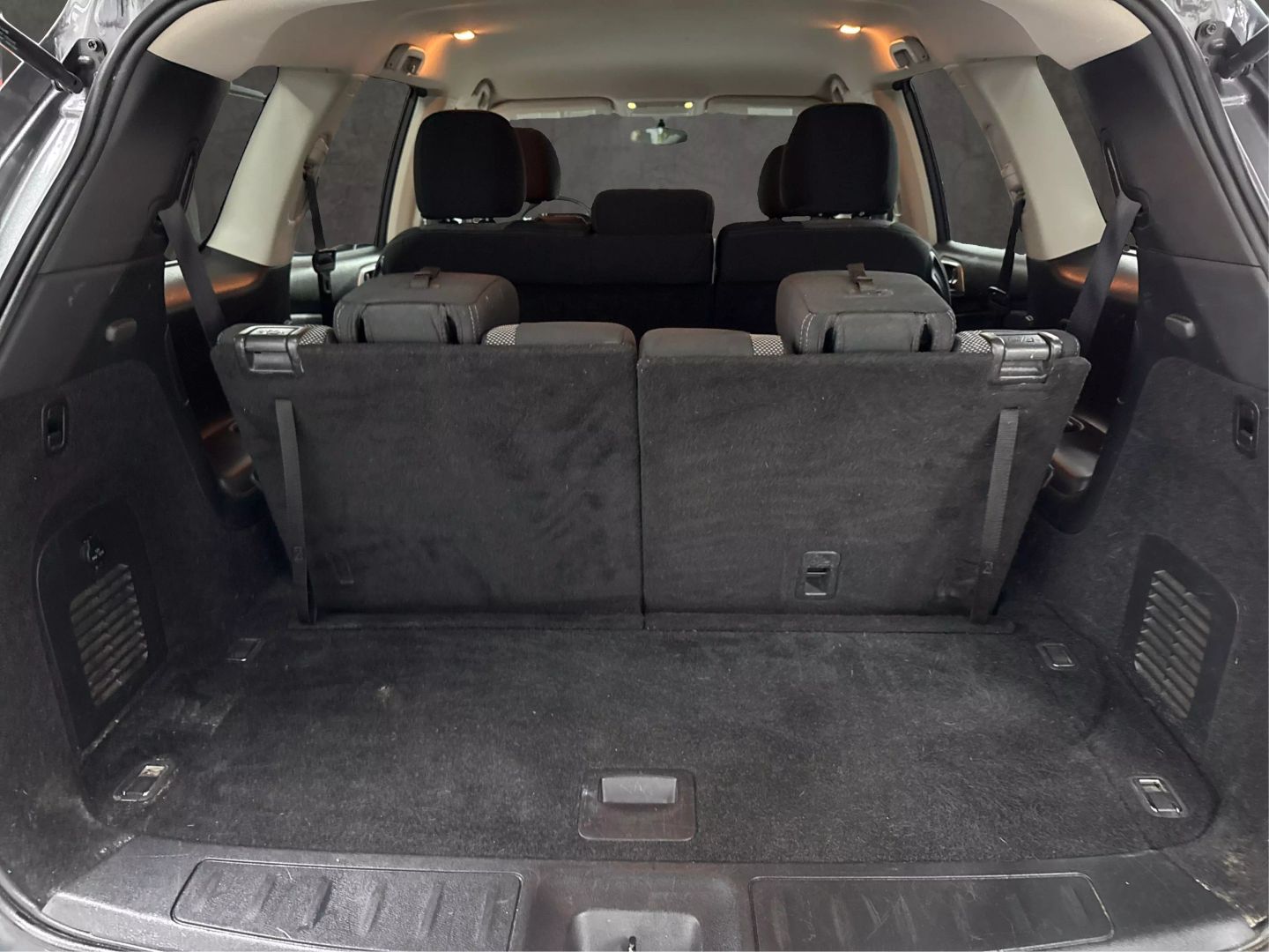 2019 Nissan Pathfinder - Image 9