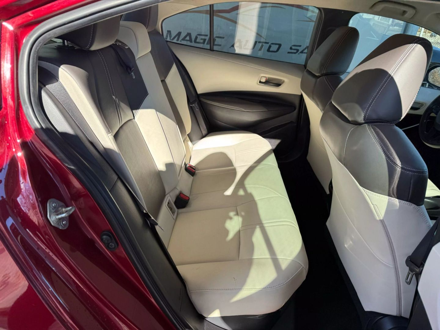 2022 Toyota Corolla Hybrid - Image 22