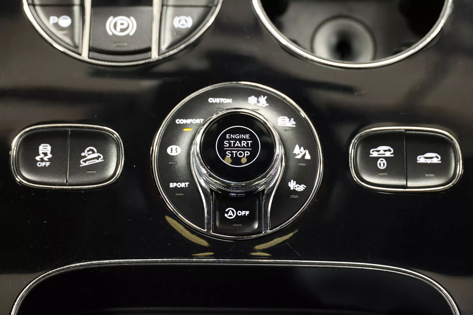 2017 Bentley Bentayga - Image 40
