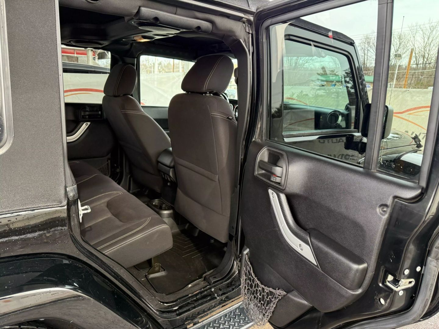 2014 Jeep Wrangler - Image 21