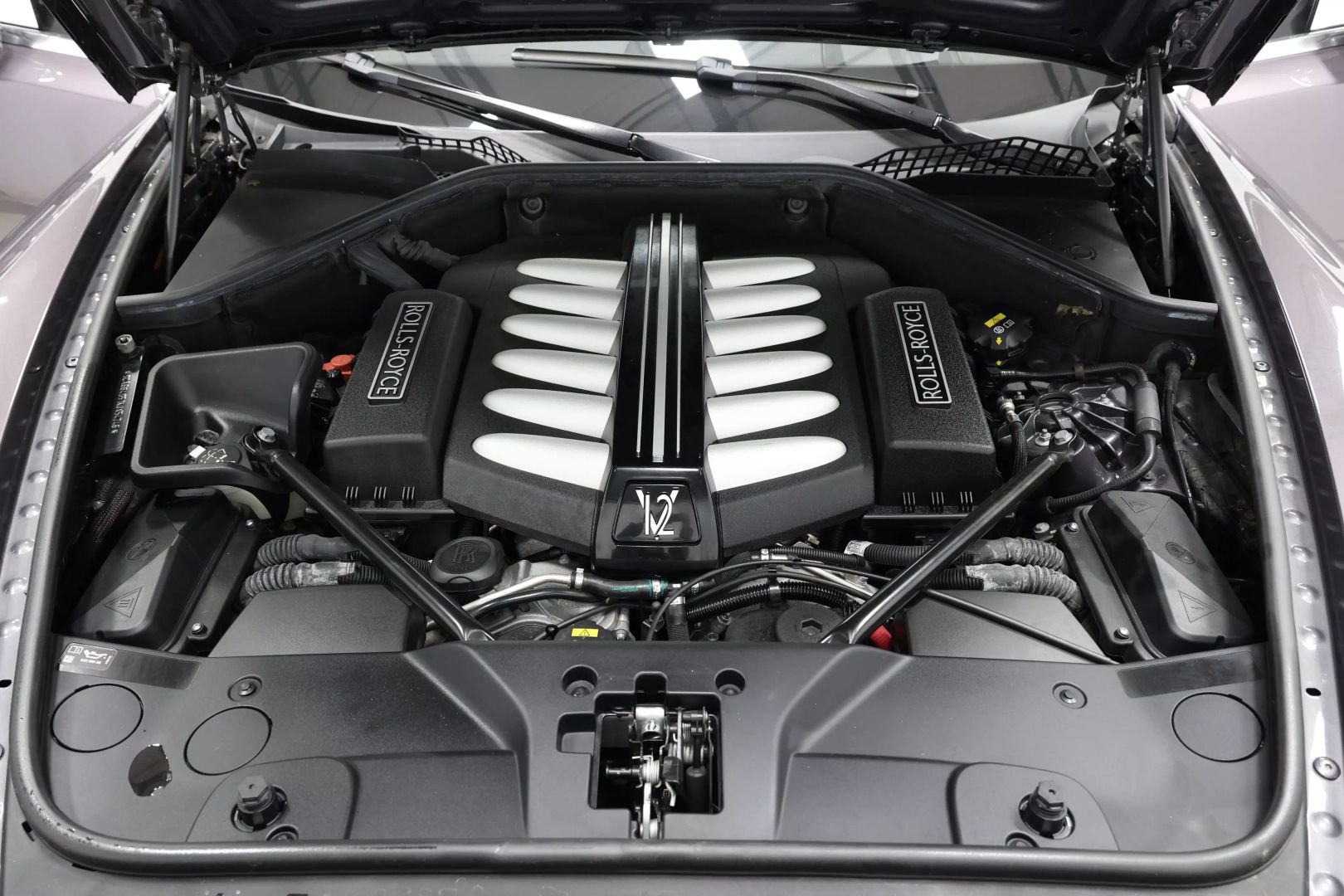 2019 Rolls-royce Ghost - Image 102