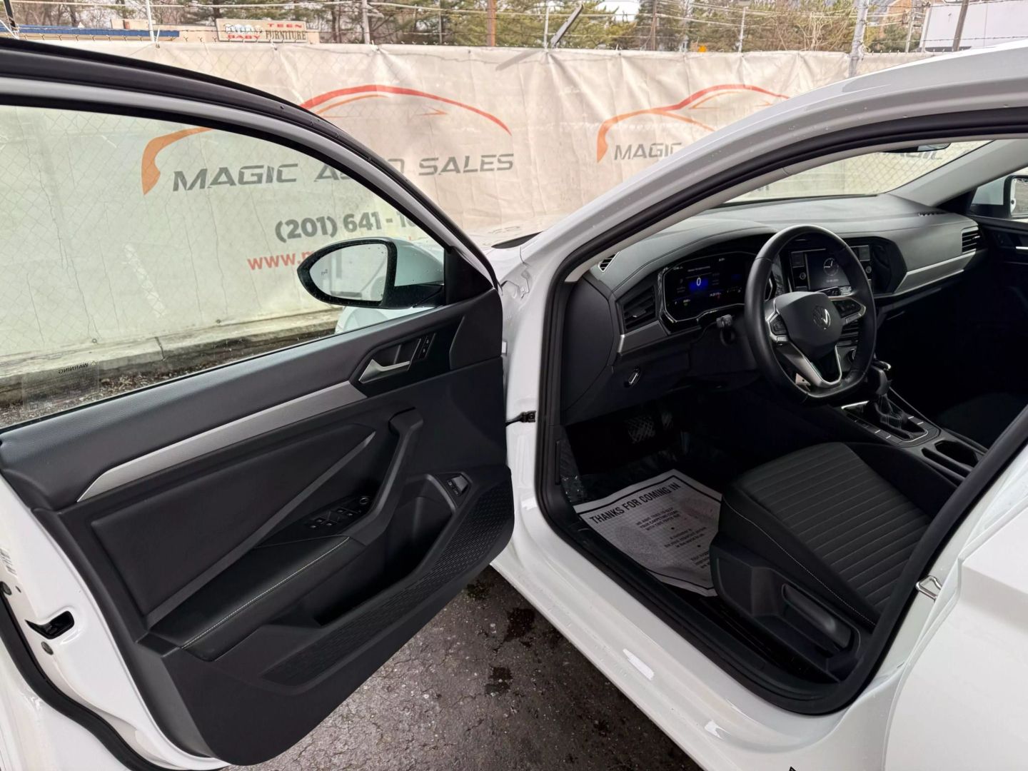 2022 Volkswagen Jetta - Image 14