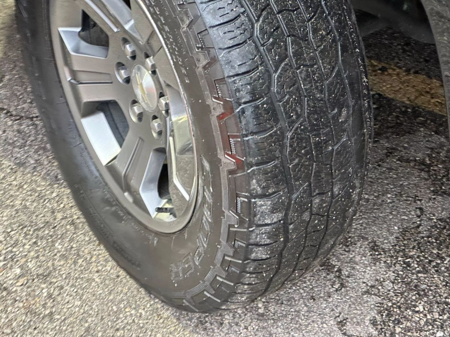 2019 Chevrolet Tahoe - Image 38