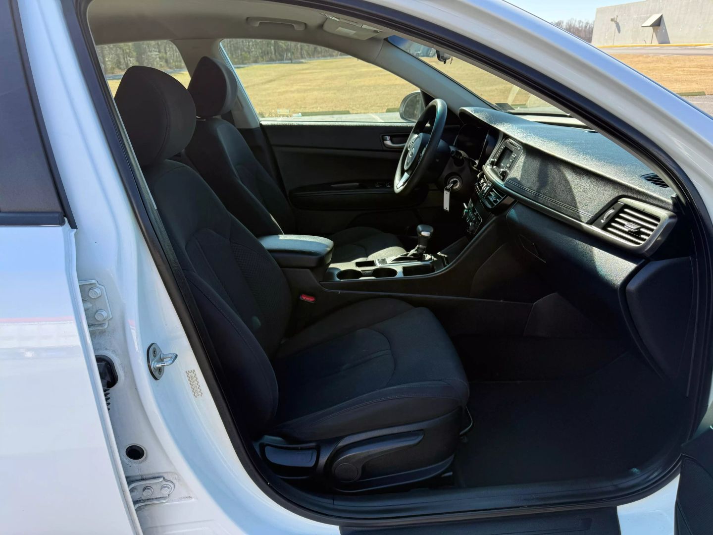 2016 Kia Optima - Image 14