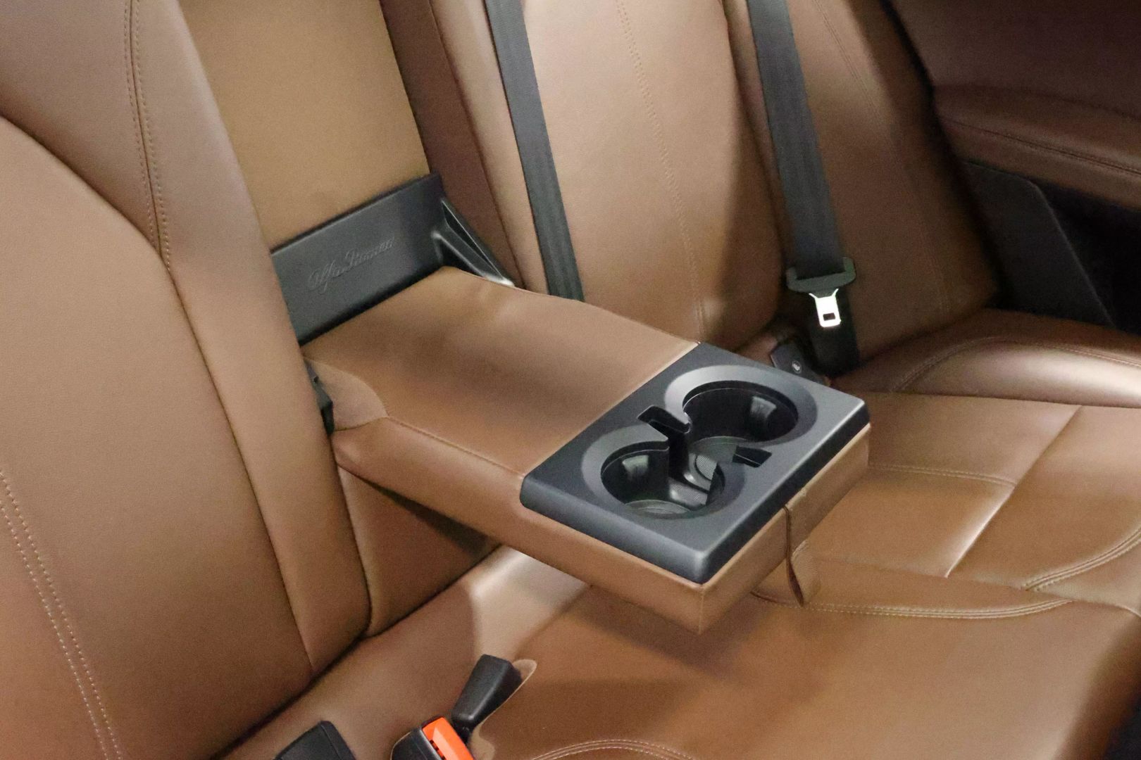 2018 Alfa Romeo Stelvio - Image 73
