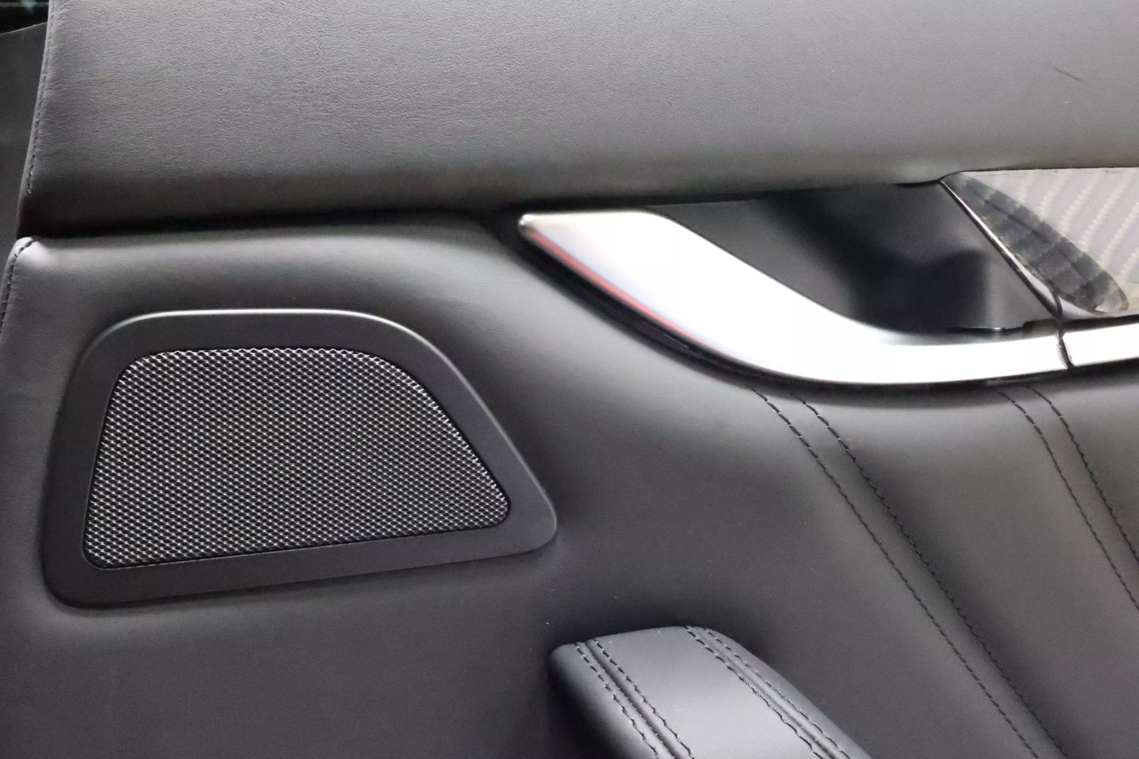2022 Maserati Ghibli - Image 68