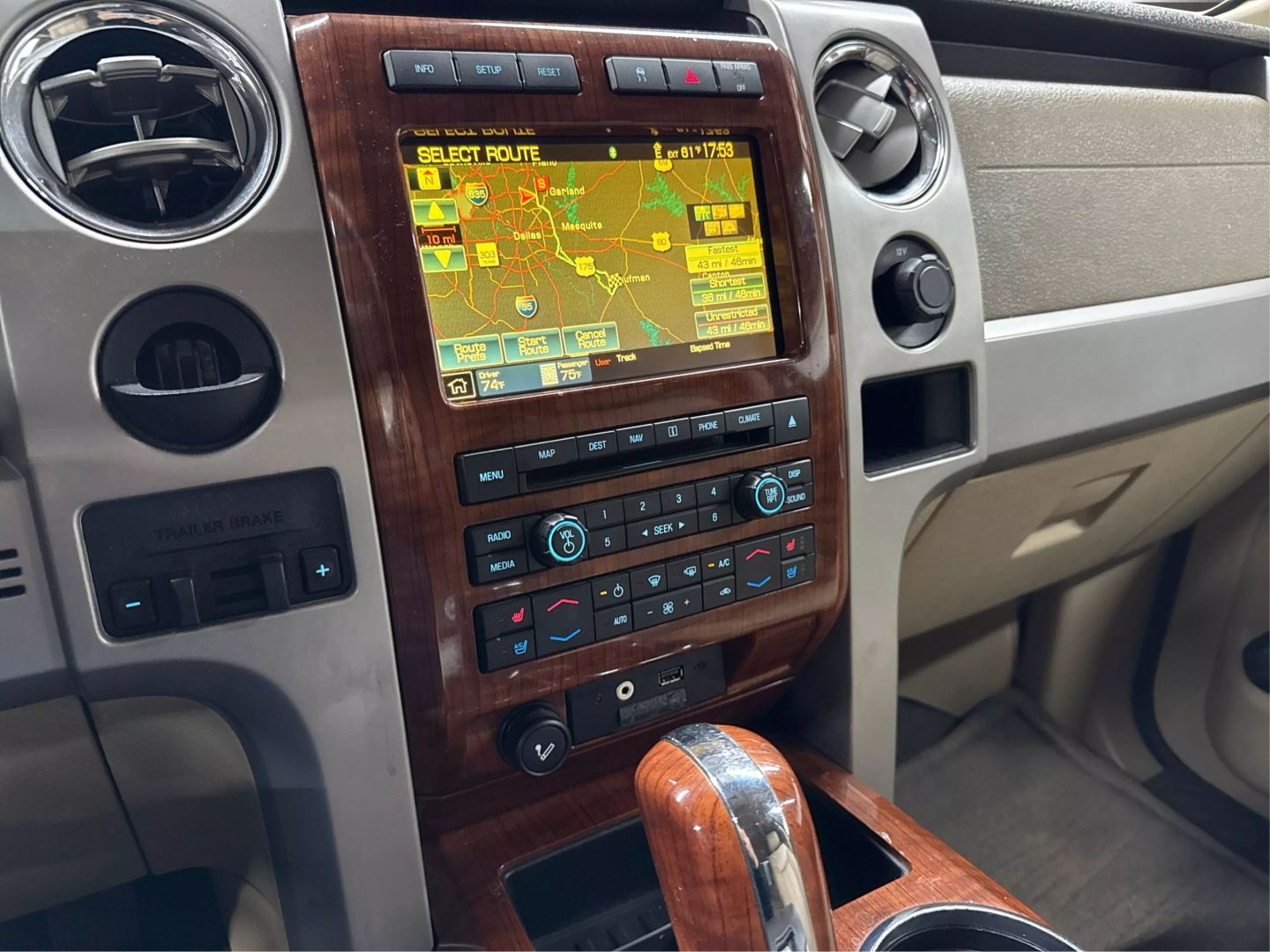 2010 Ford F150 Supercrew Cab - Image 22