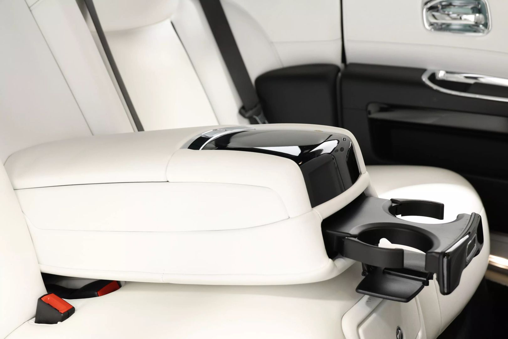2019 Rolls-royce Ghost - Image 71