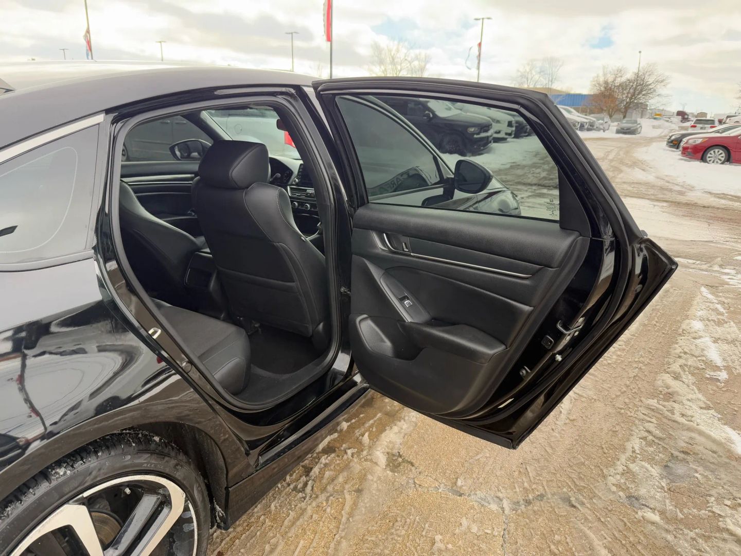 2019 Honda Accord - Image 21