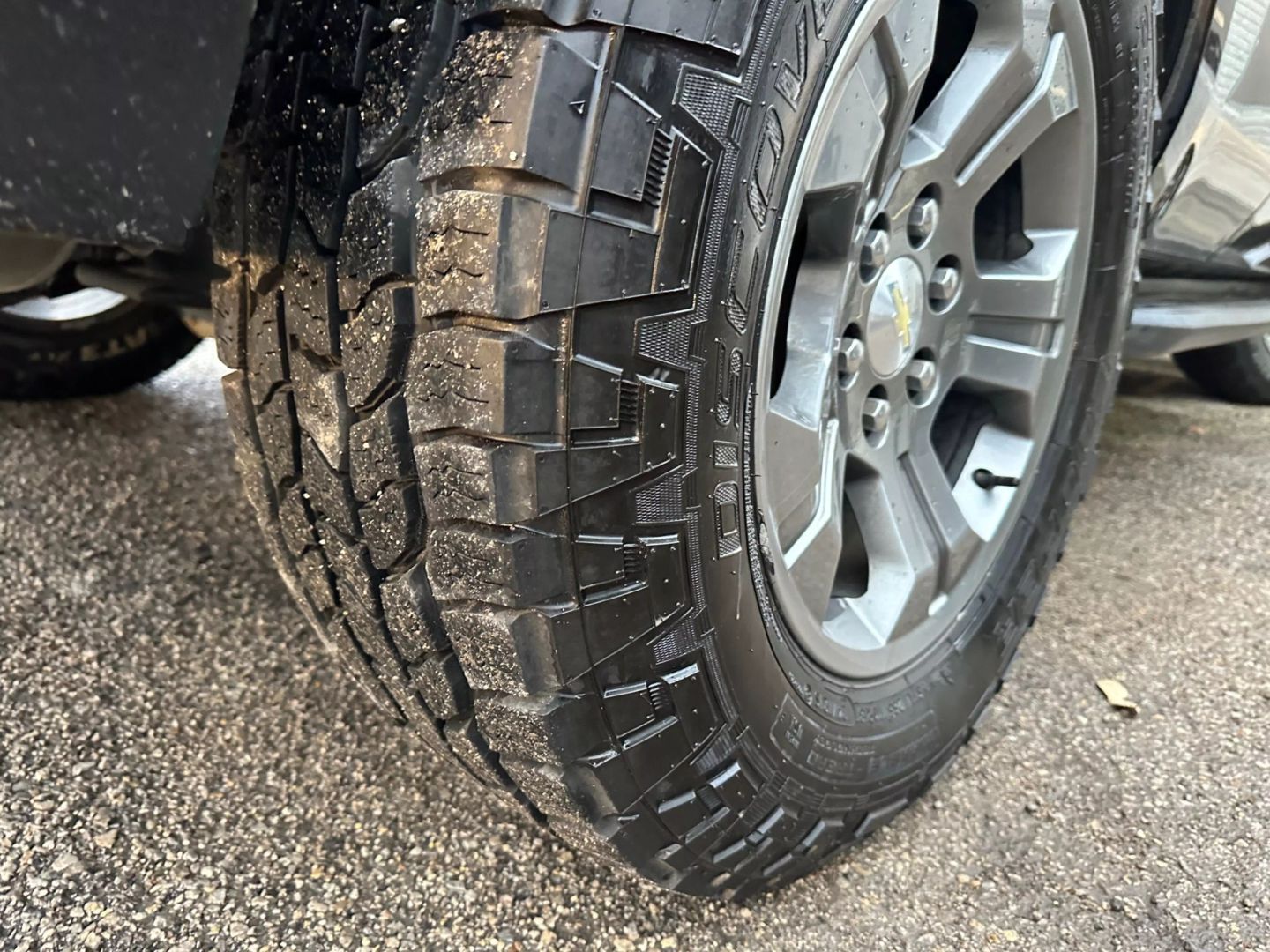 2019 Chevrolet Tahoe - Image 42