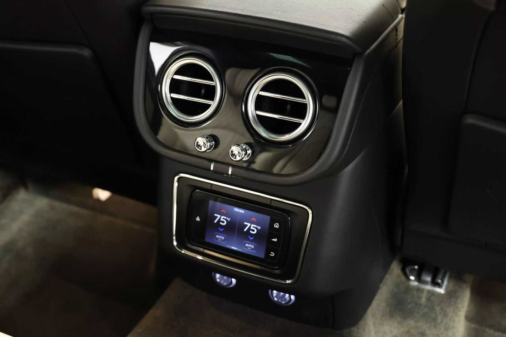 2017 Bentley Bentayga - Image 82