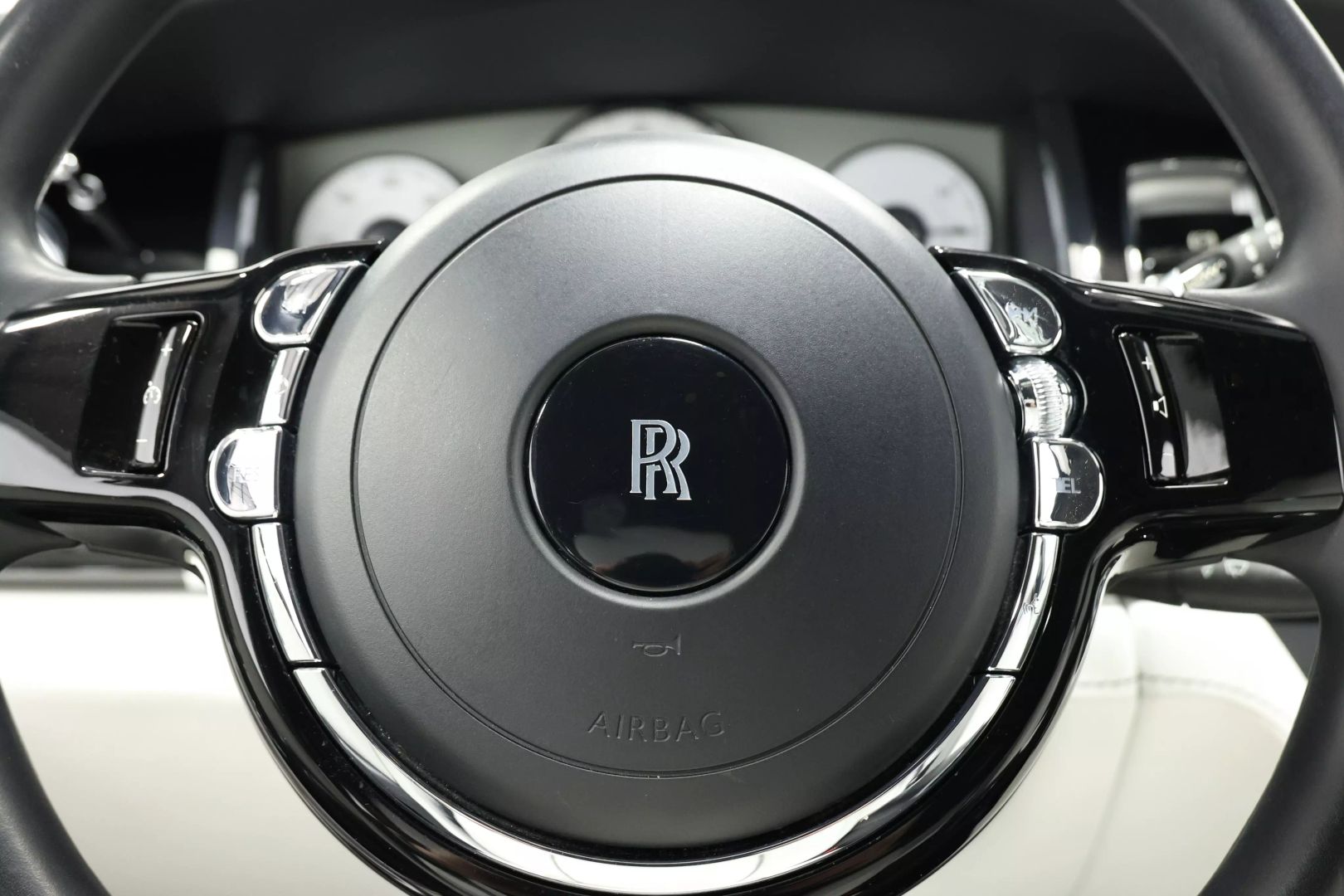 2019 Rolls-royce Ghost - Image 25