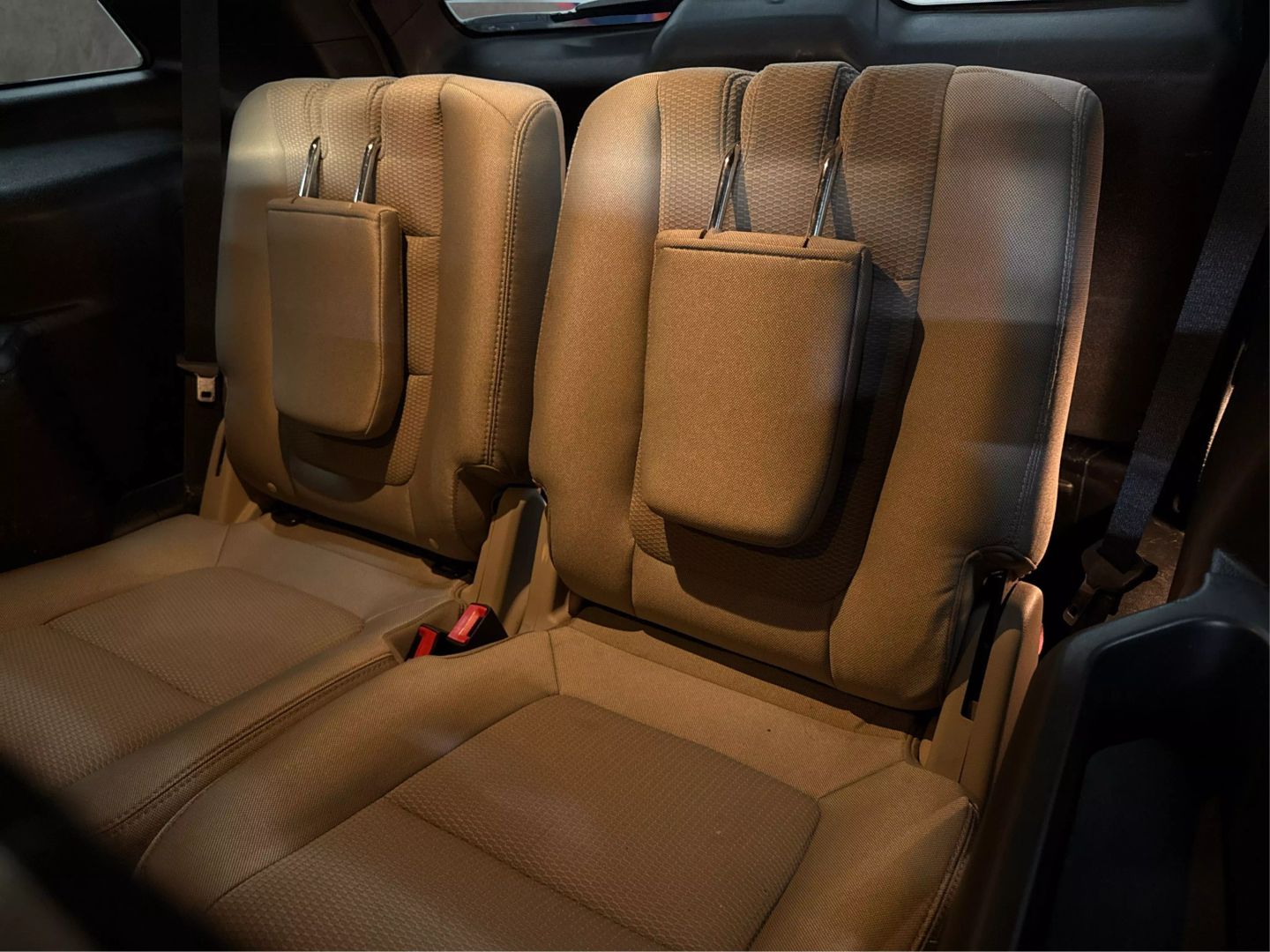 2018 Ford Explorer - Image 26