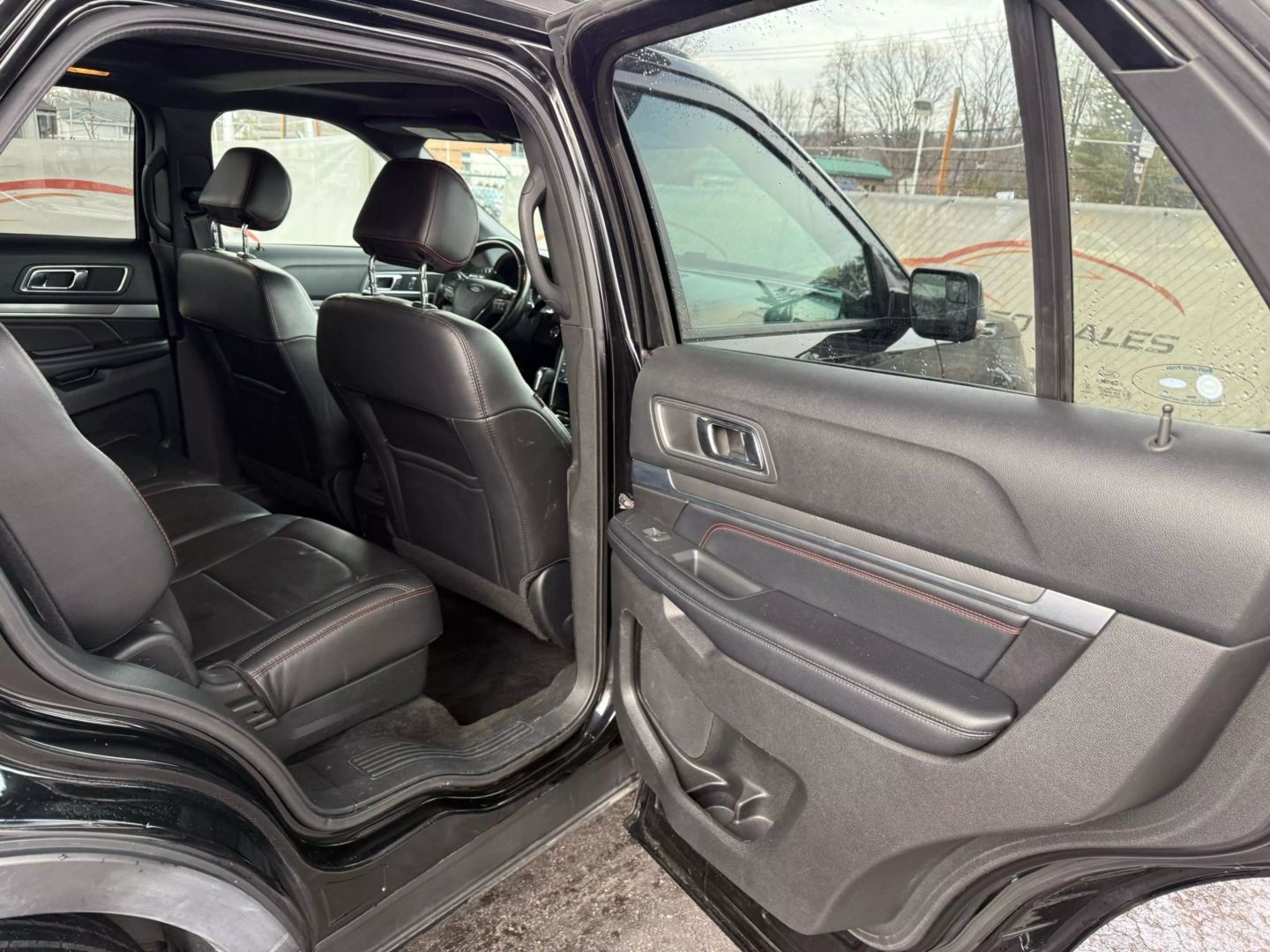 2017 Ford Explorer - Image 22