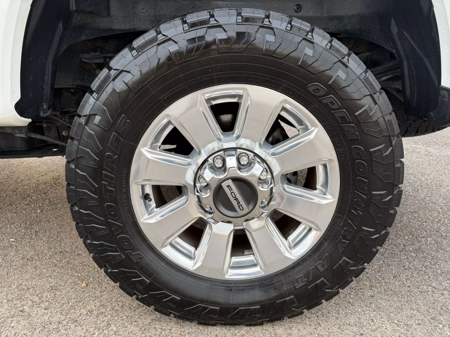 2021 Ford F250 Super Duty Crew Cab - Image 40