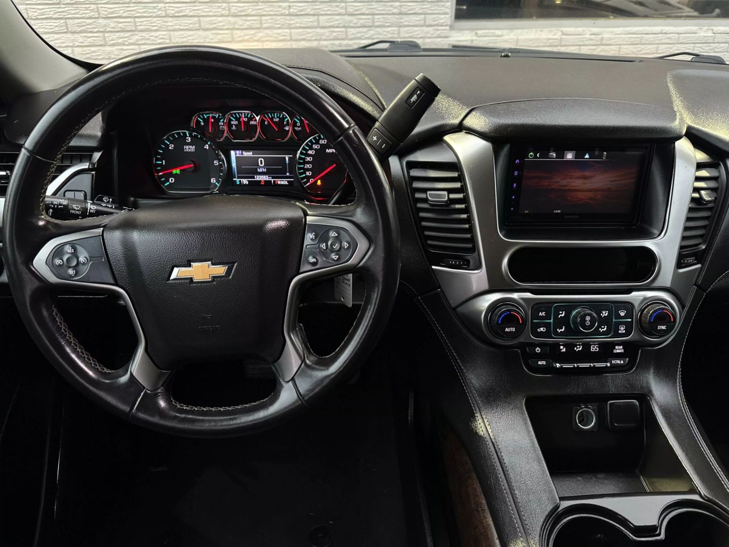 2019 Chevrolet Tahoe - Image 25