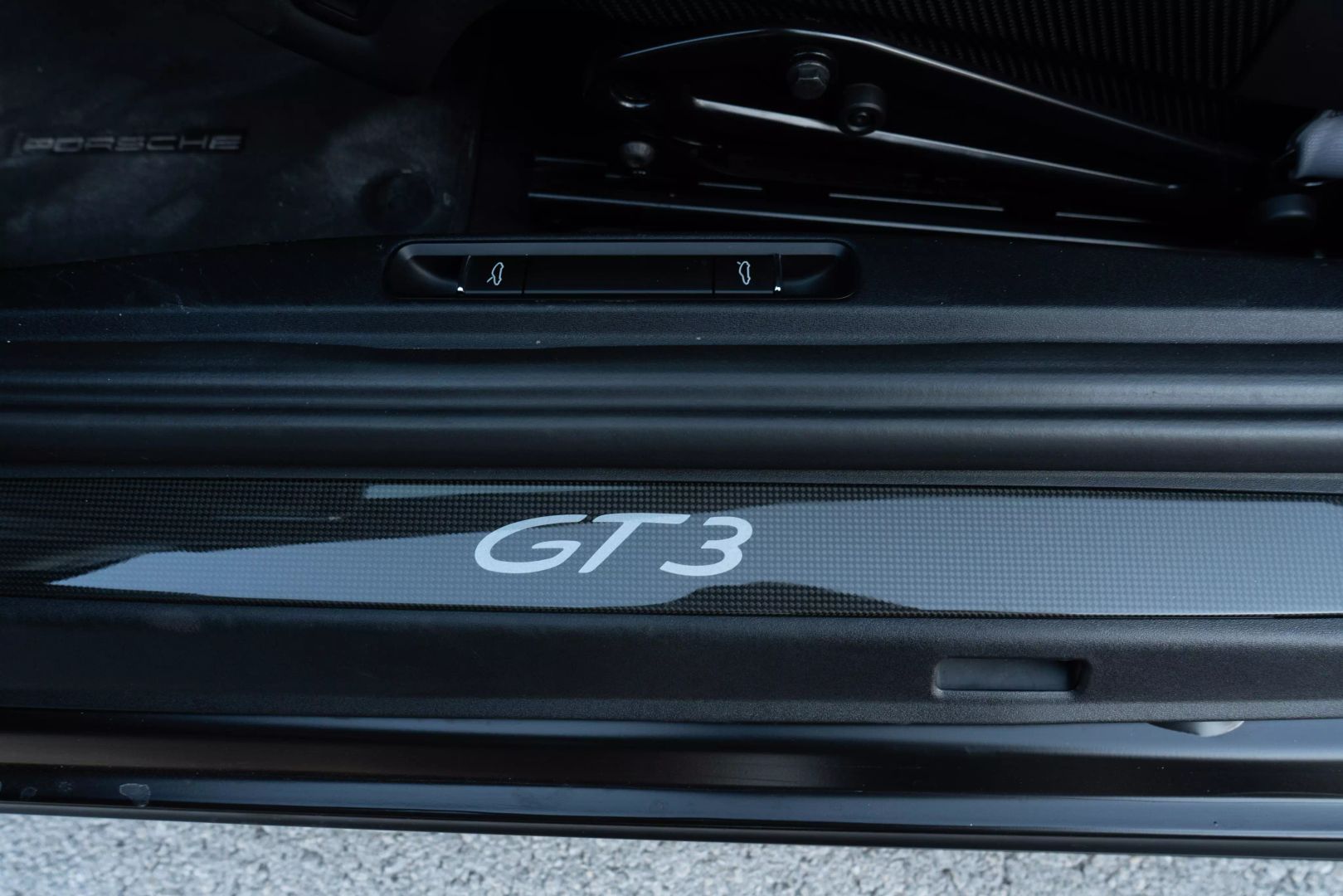 2018 Porsche 911 - Image 55