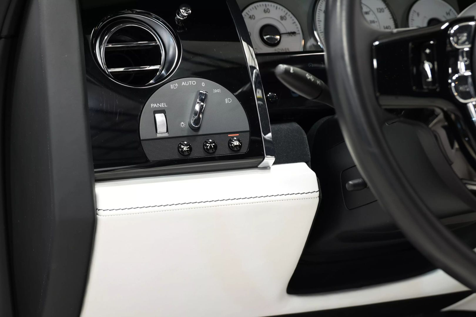 2019 Rolls-royce Ghost - Image 22