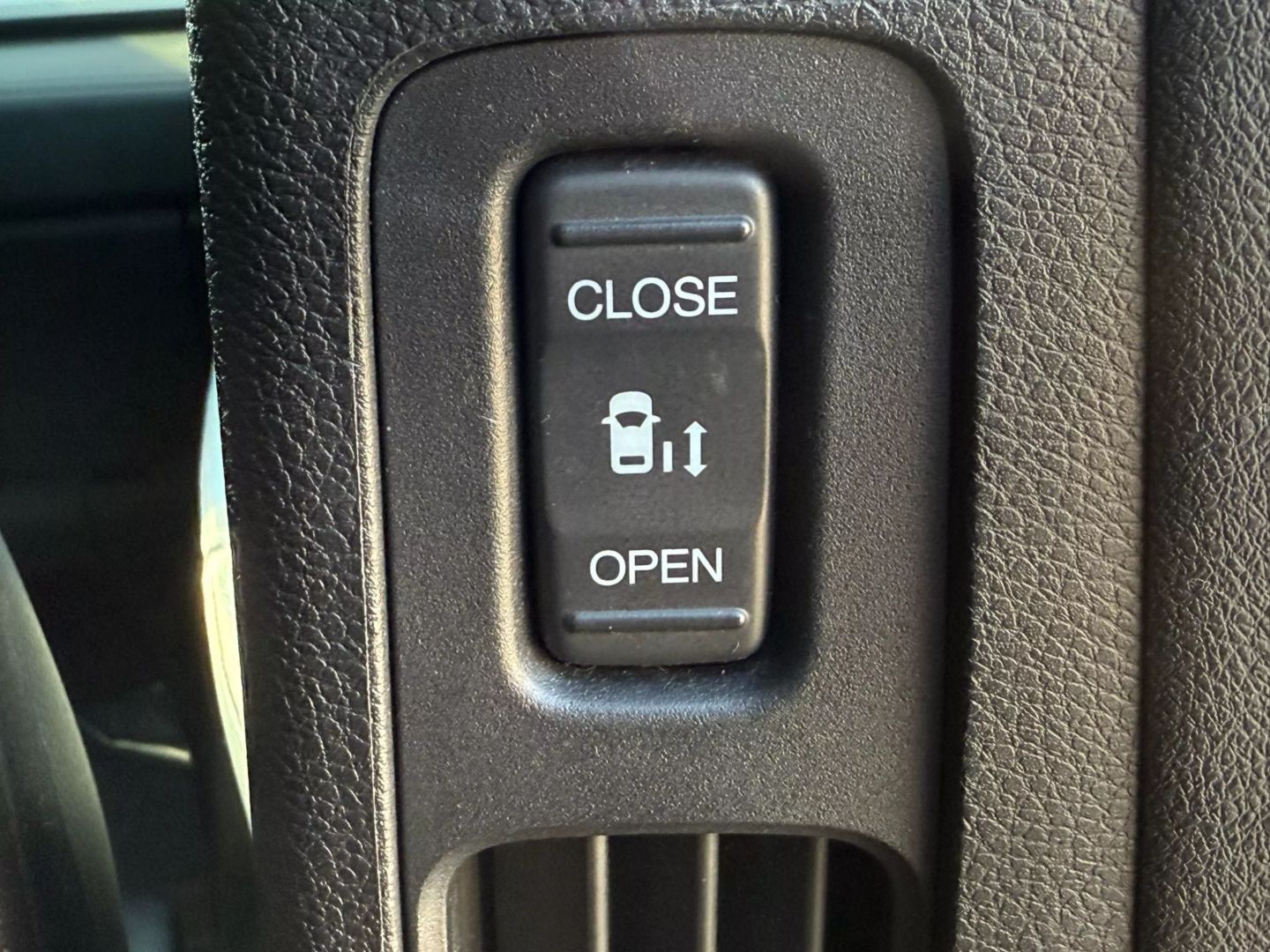 2022 Honda Odyssey - Image 29