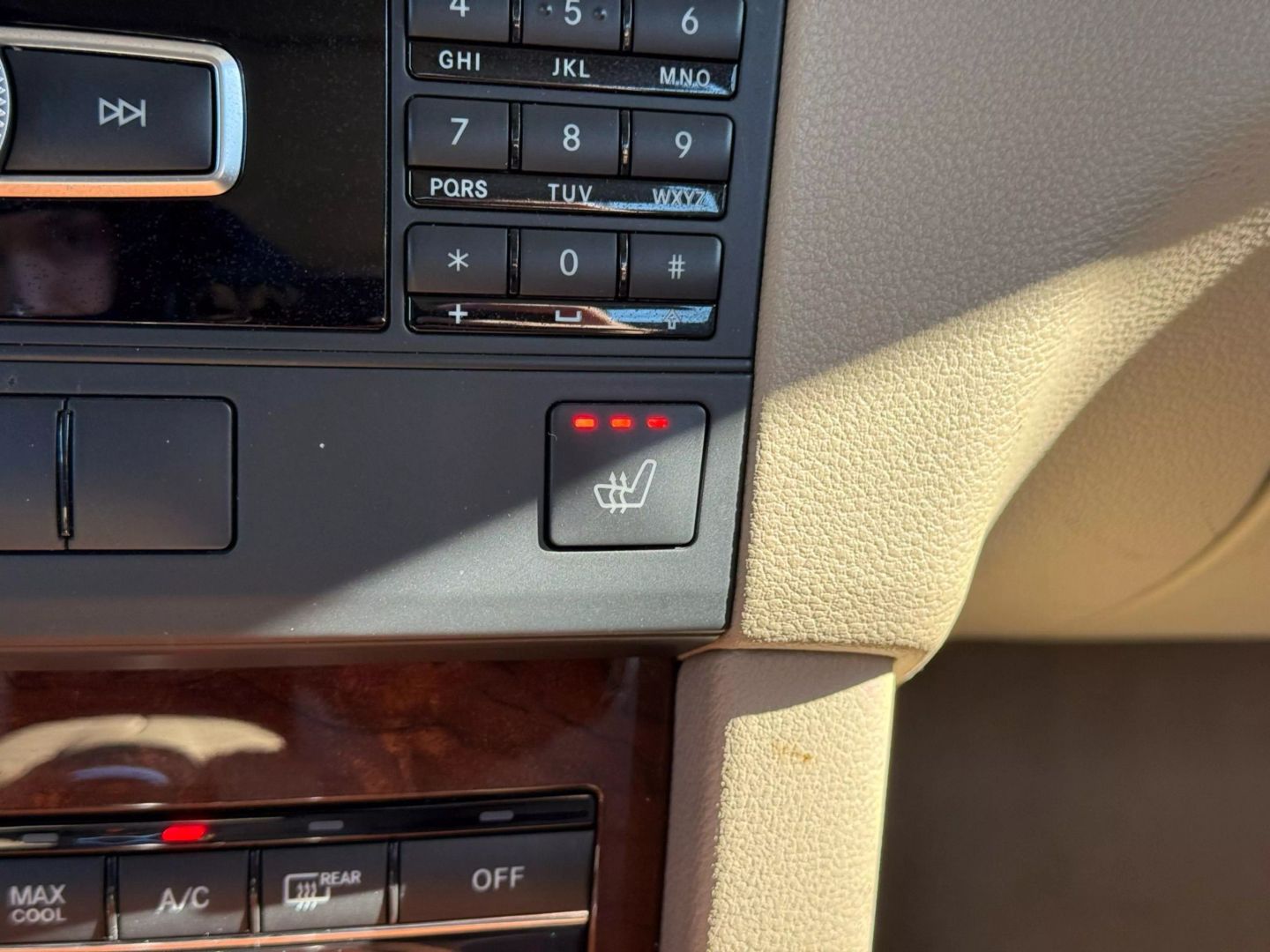 2012 Mercedes-benz E-class - Image 31