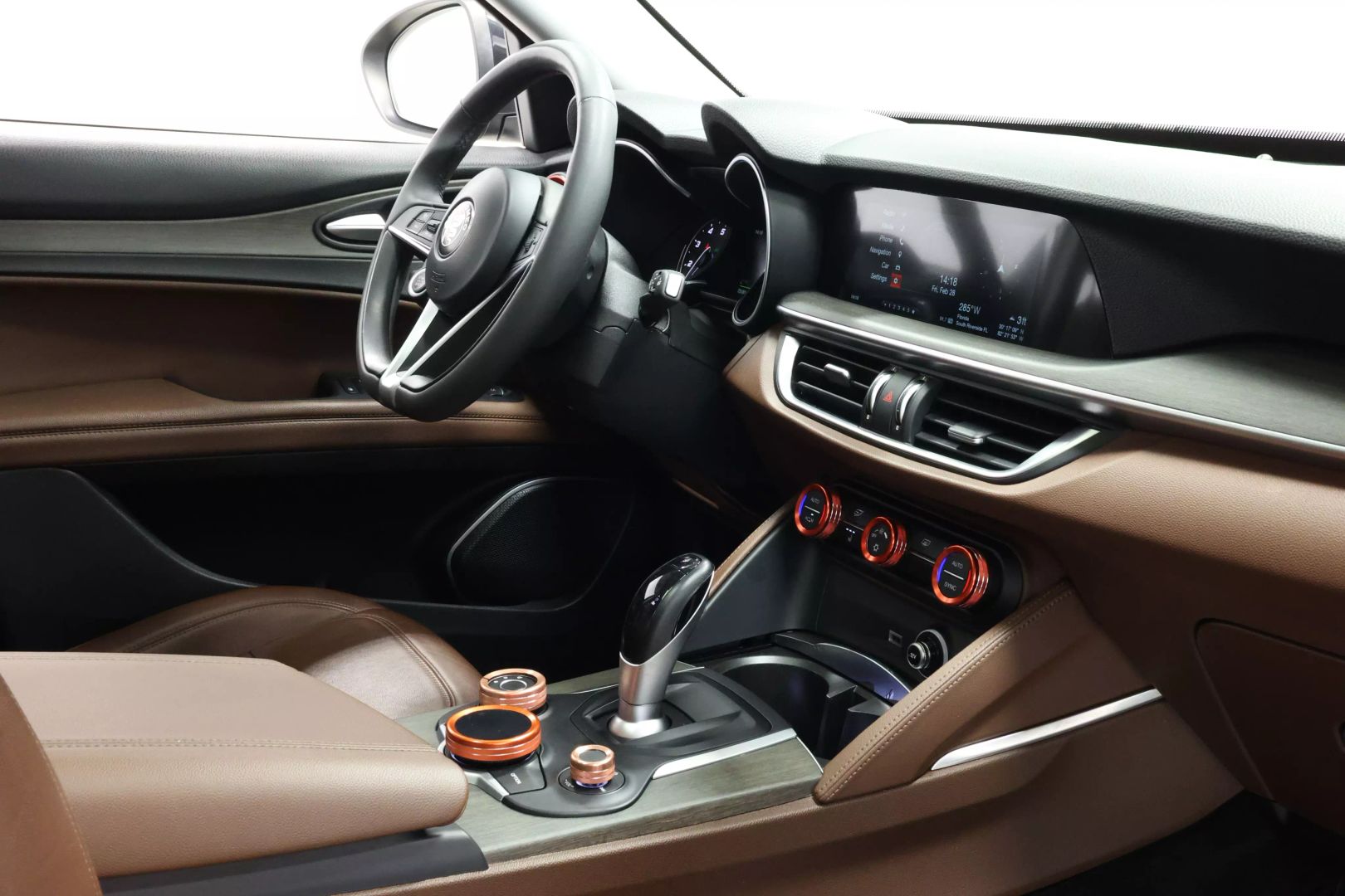2018 Alfa Romeo Stelvio - Image 88