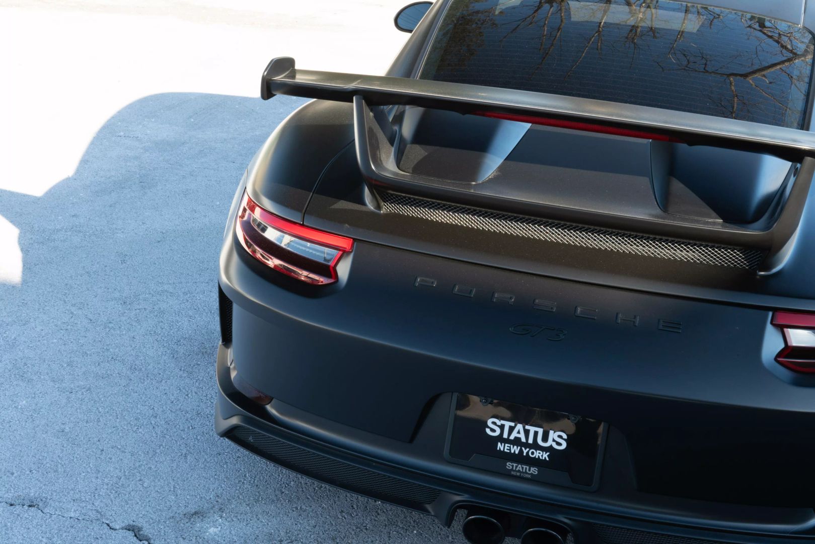 2018 Porsche 911 - Image 21