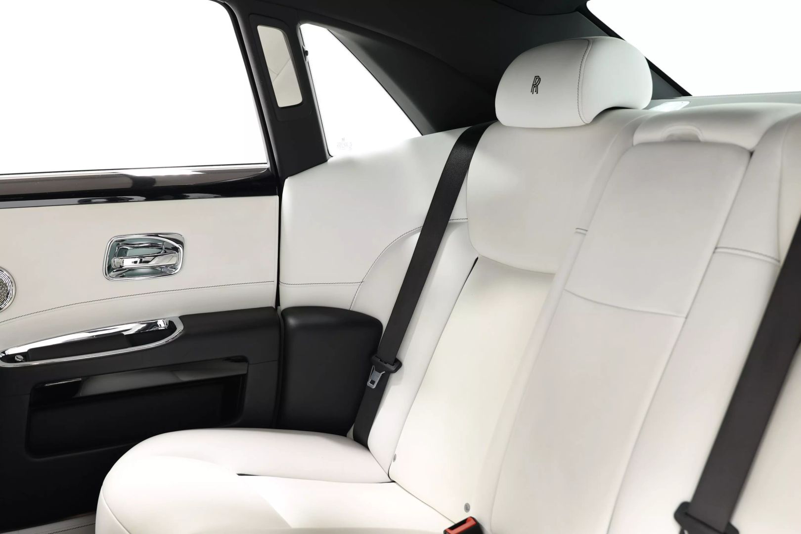 2019 Rolls-royce Ghost - Image 50