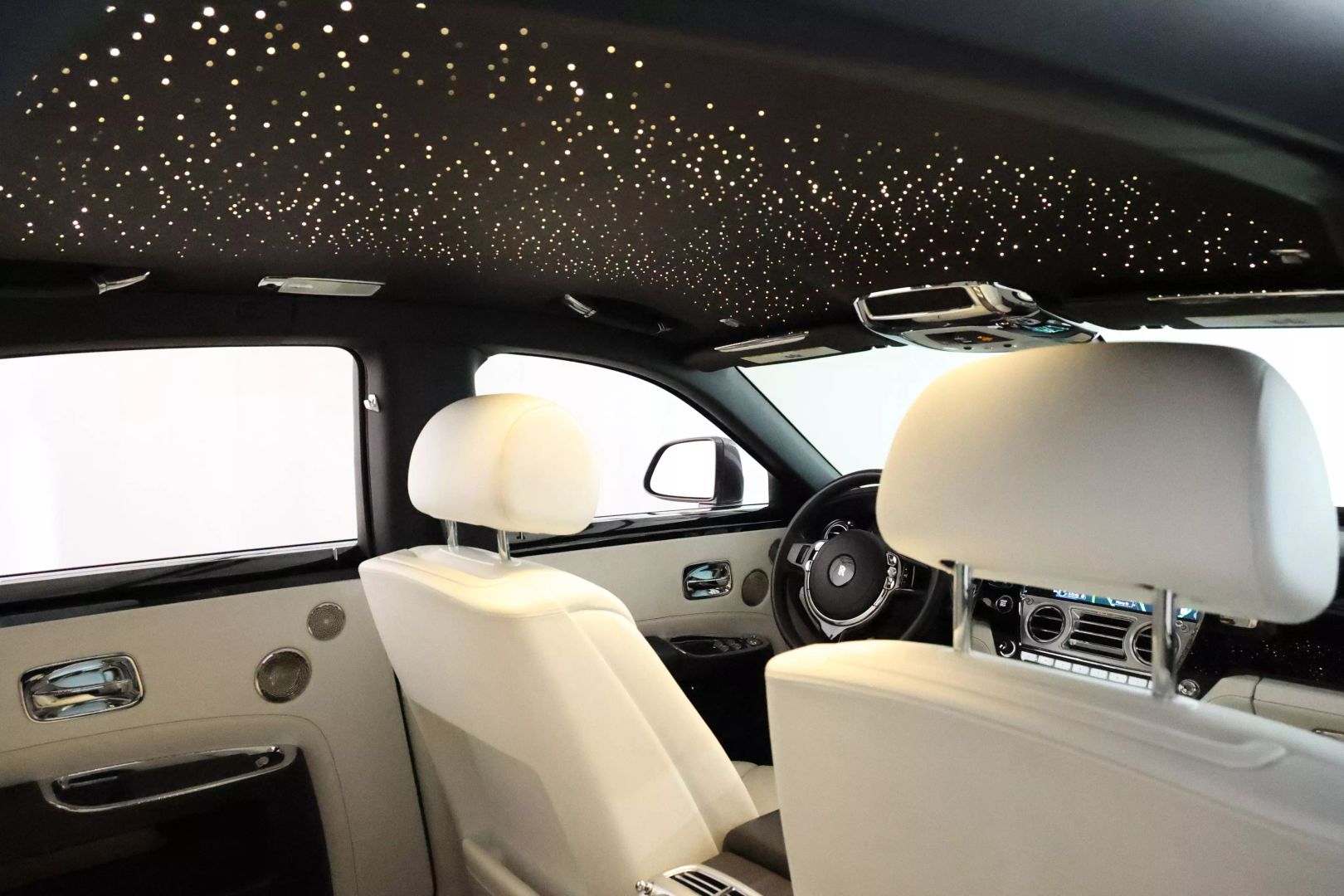 2019 Rolls-royce Ghost - Image 80