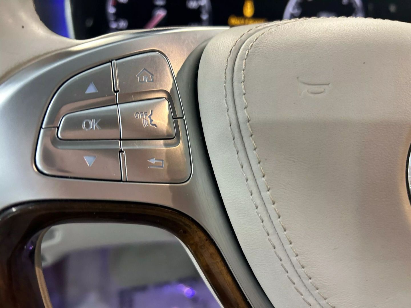 2014 Mercedes-benz S-class S 550 Sedan 4d - Image 16