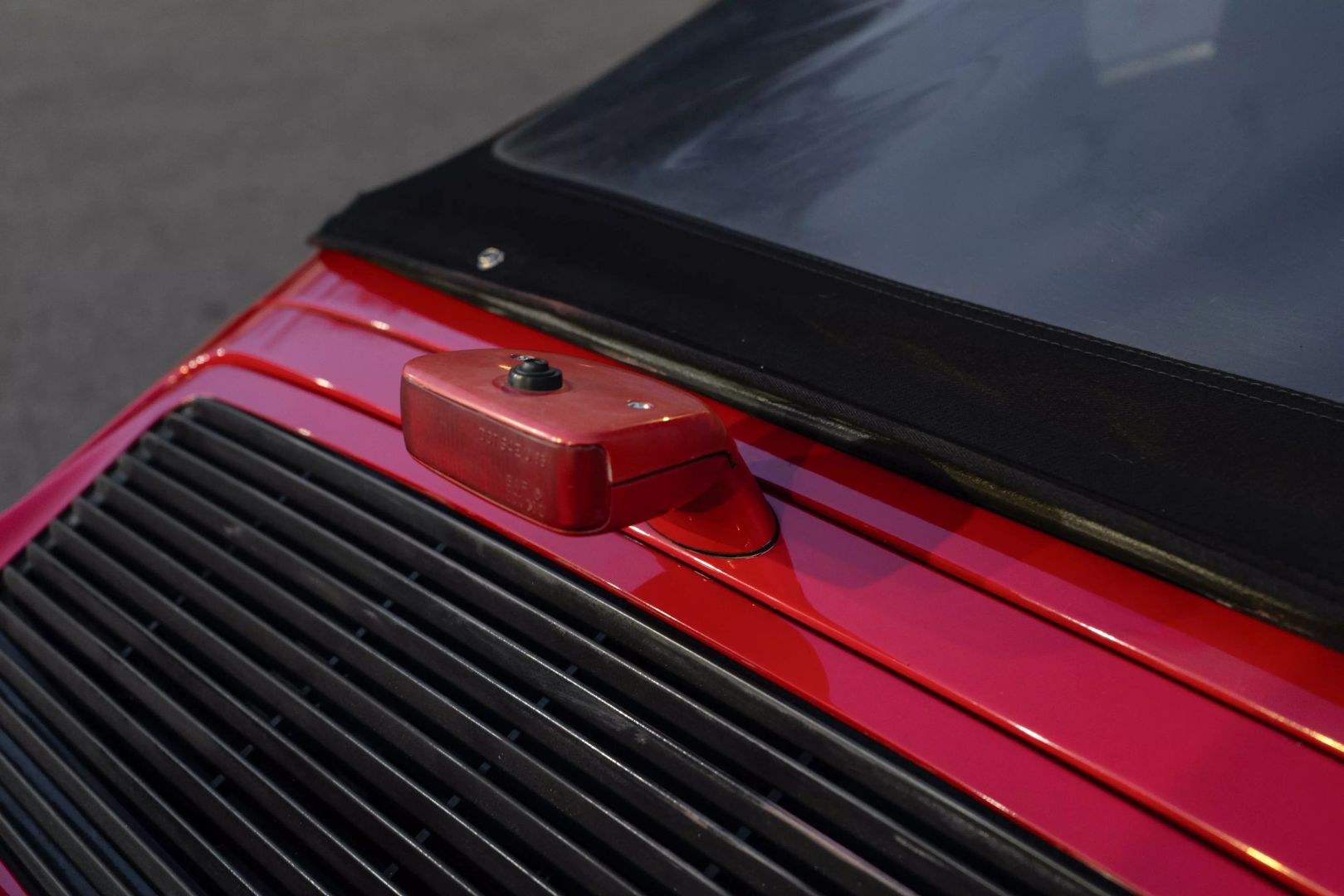1990 Porsche 911 Carrera 2 - Image 34
