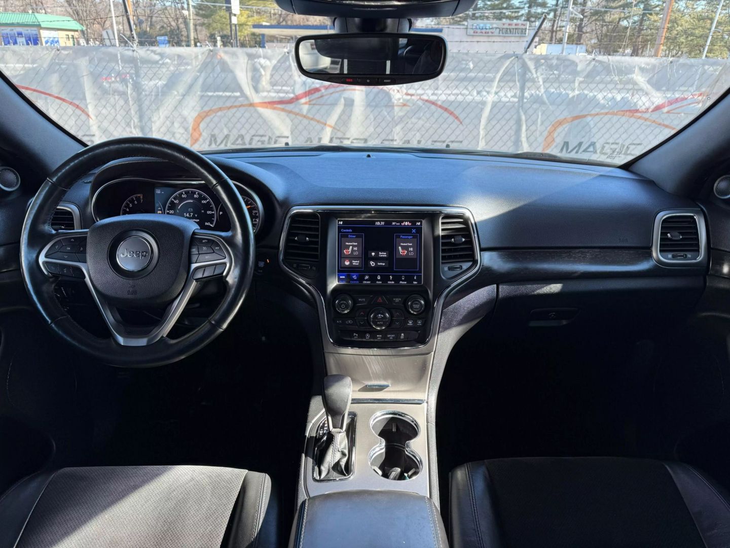2018 Jeep Grand Cherokee - Image 27