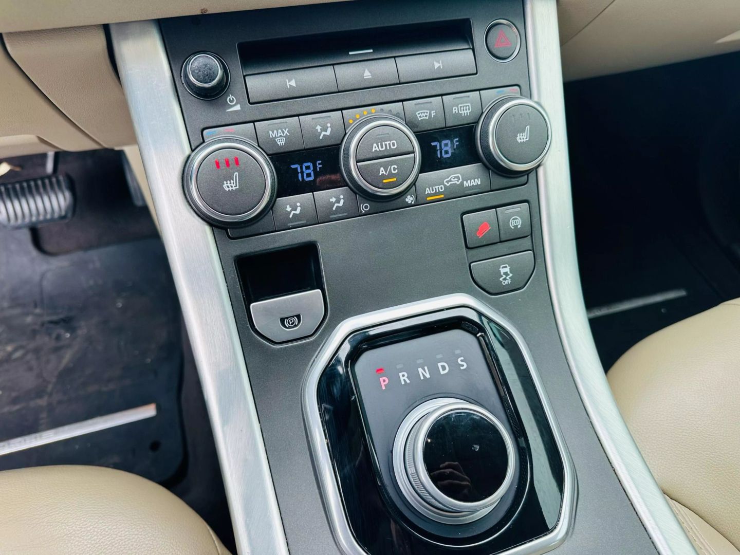 2014 Land Rover Range Rover Evoque - Image 18