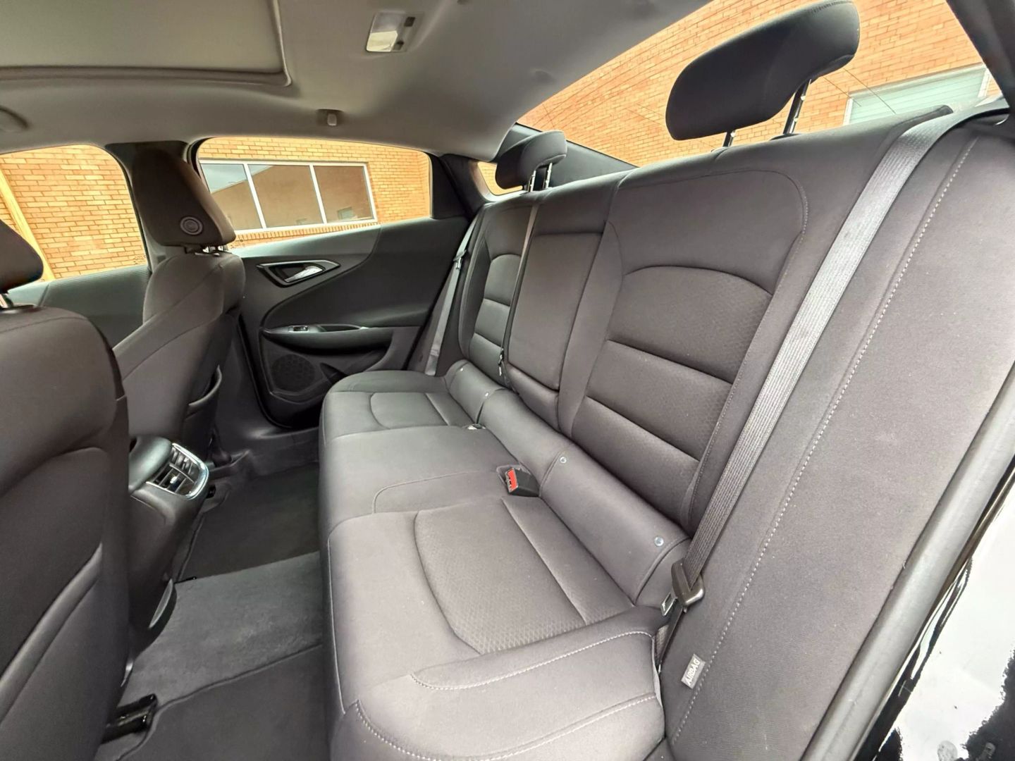 2022 Chevrolet Malibu - Image 25