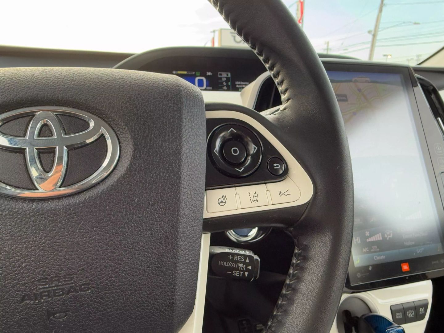 2017 Toyota Prius Prime - Image 31