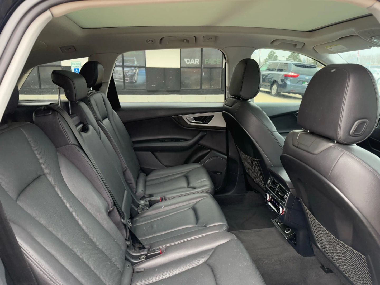 2017 Audi Q7 - Image 25