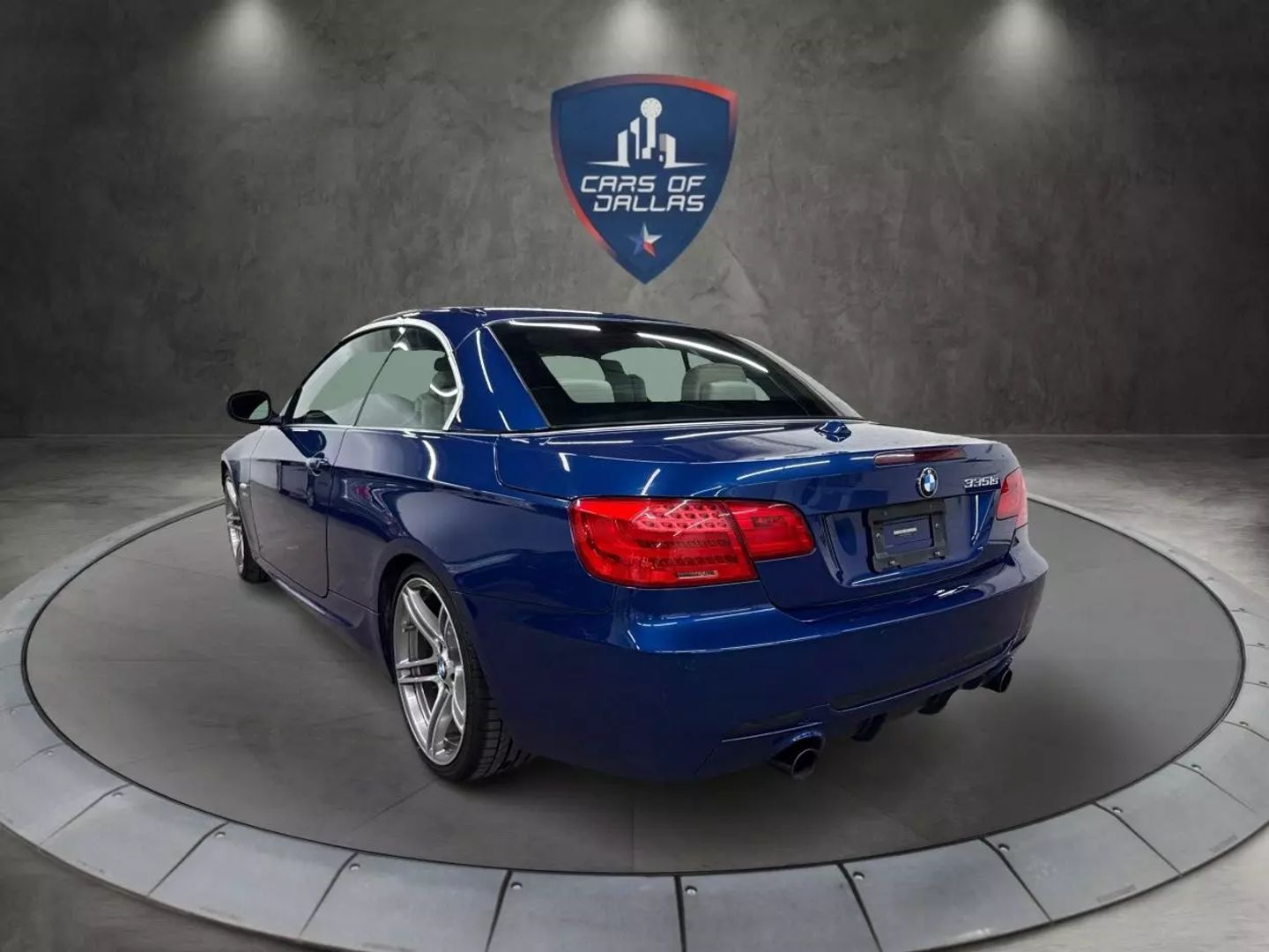 2011 Bmw 3 Series - Image 3