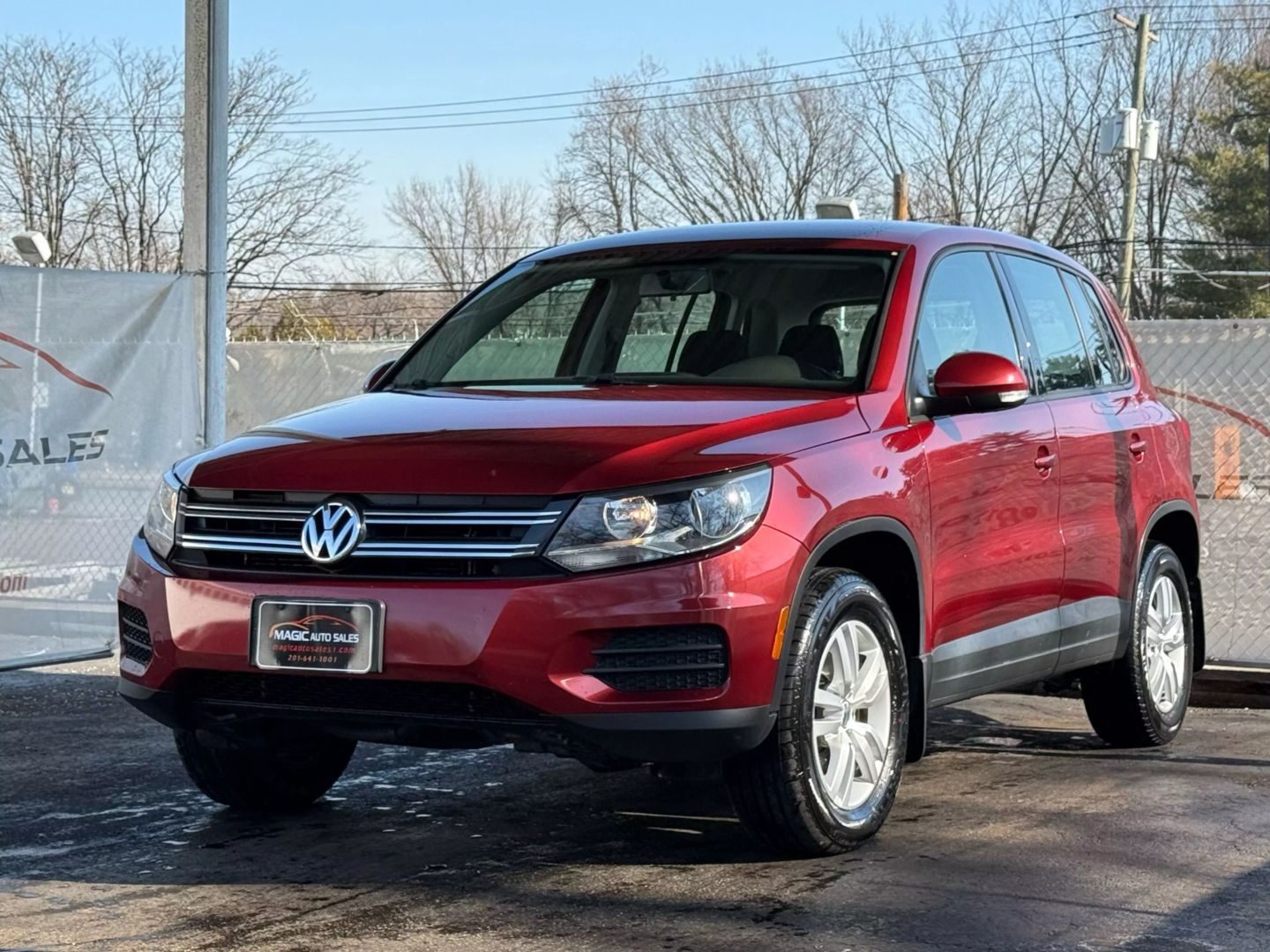 2014 Volkswagen Tiguan - Image 3