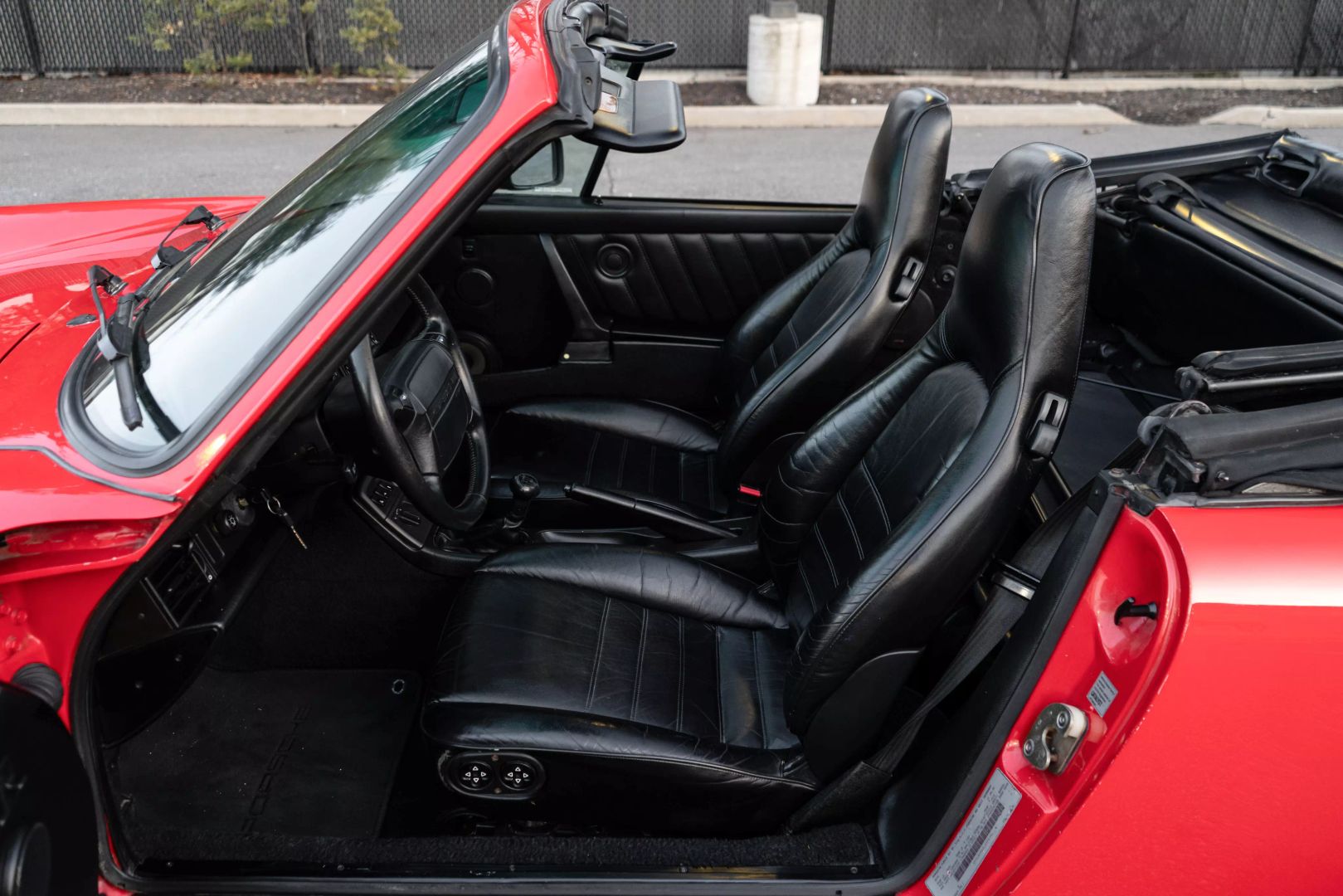 1990 Porsche 911 Carrera 2 - Image 62