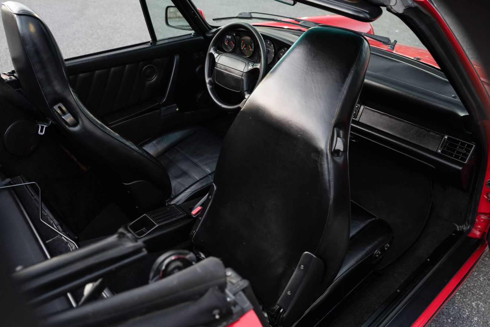 1990 Porsche 911 Carrera 2 - Image 84
