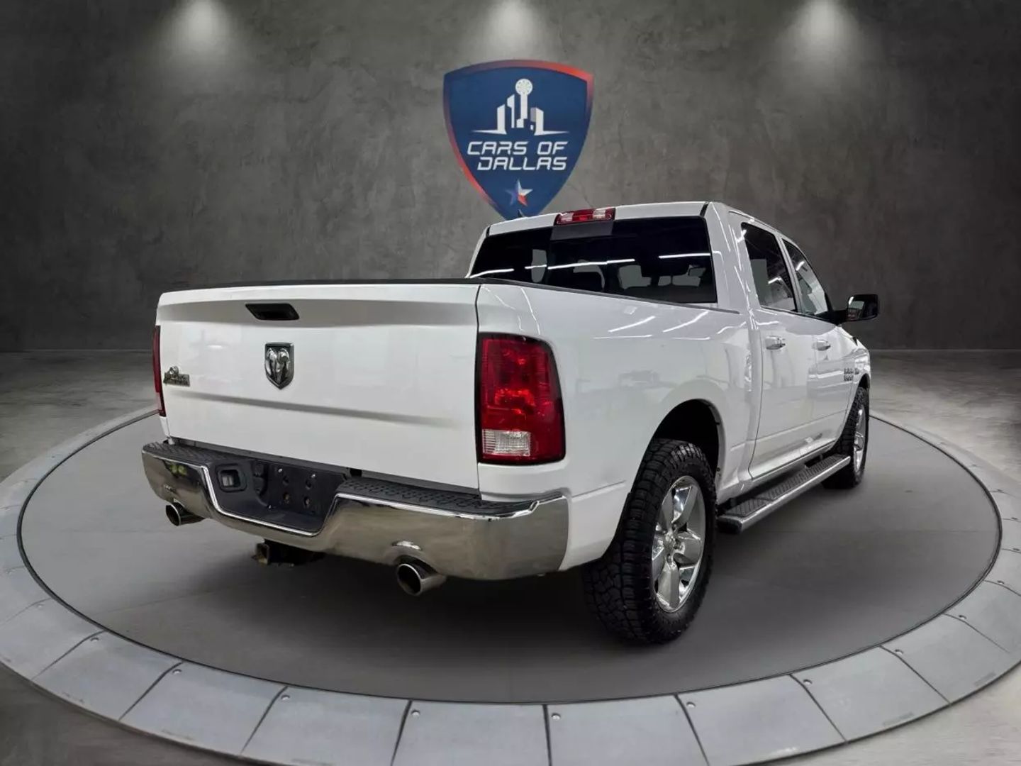 2015 Ram 1500 Crew Cab - Image 5