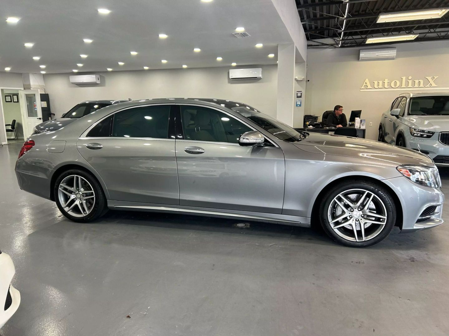 2014 Mercedes-benz S-class S 550 Sedan 4d - Image 7