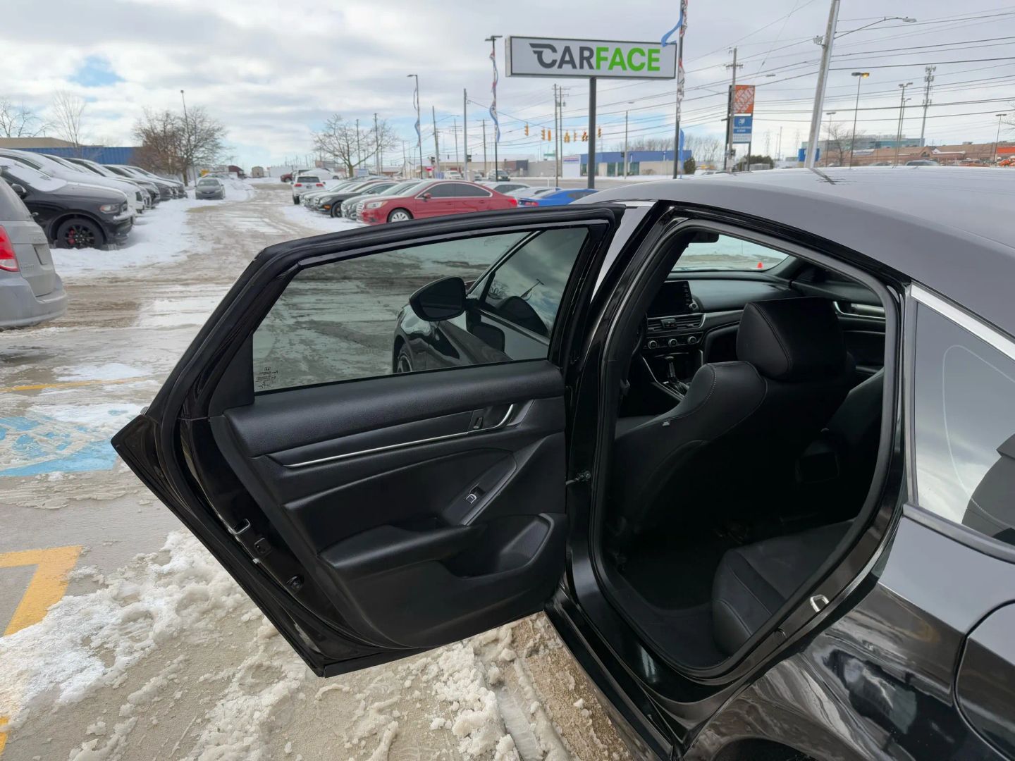 2019 Honda Accord - Image 16