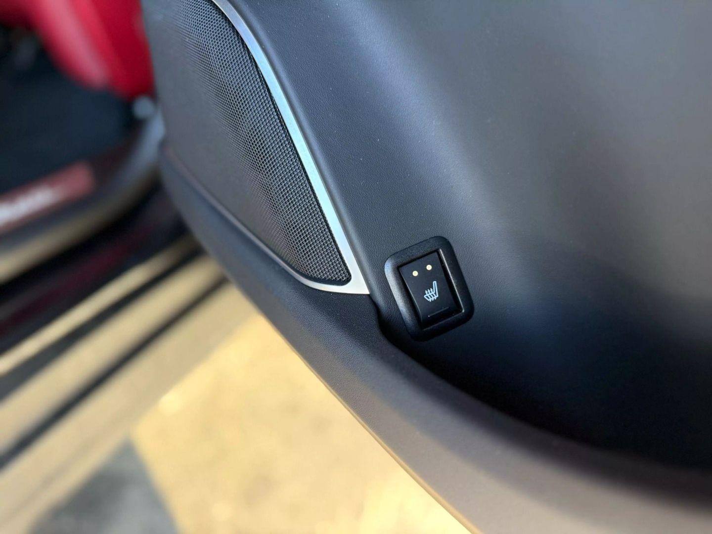 2021 Maserati Levante - Image 33