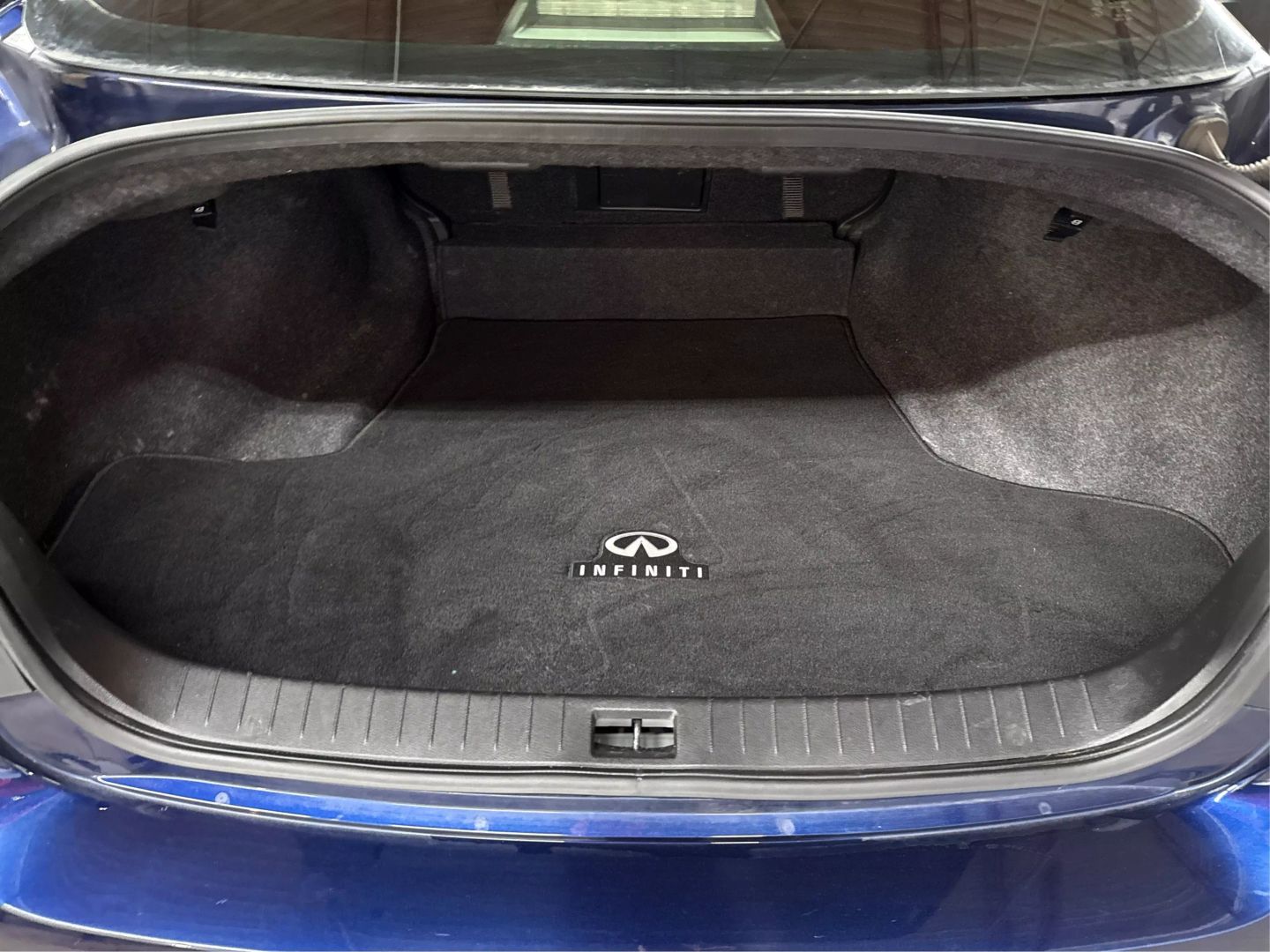 2021 Infiniti Q50 - Image 12