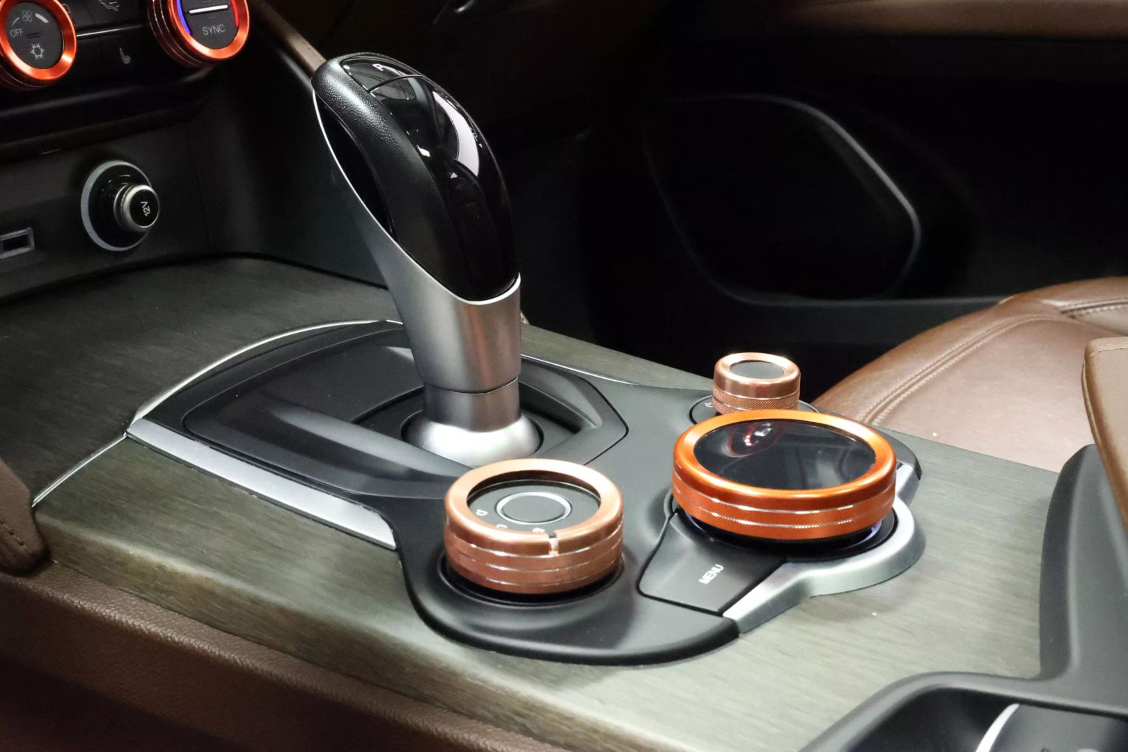 2018 Alfa Romeo Stelvio - Image 44