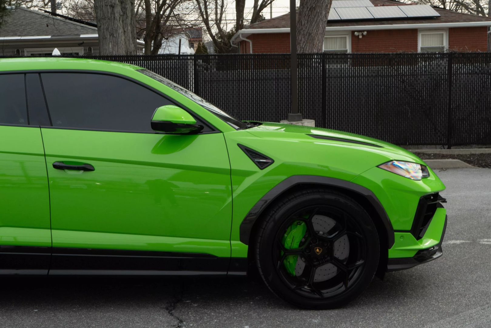 2023 Lamborghini Urus - Image 18